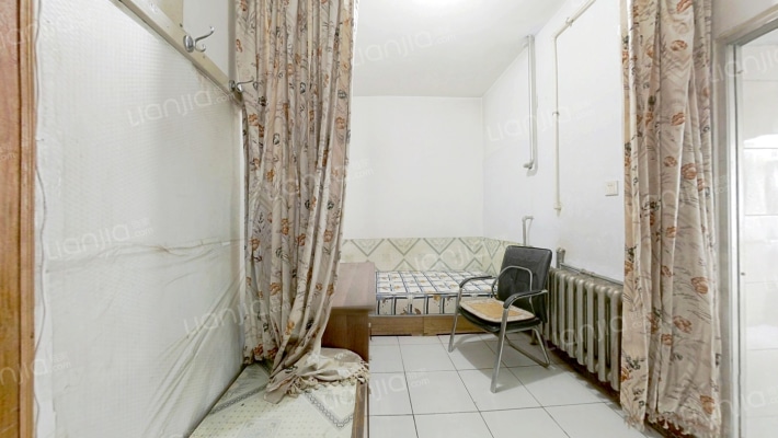 政四街6号院二手房实景图