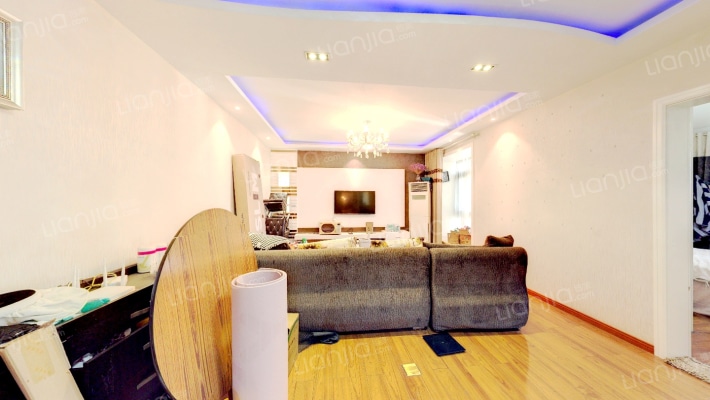 上怡南苑二手房实景图