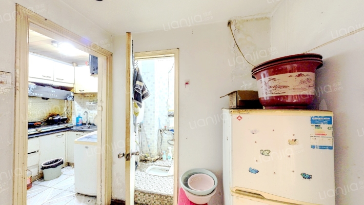 宝德里二手房实景图