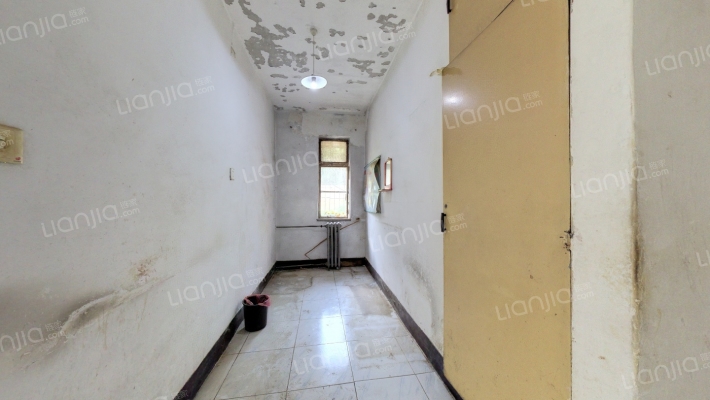 老年医院家属楼二手房实景图