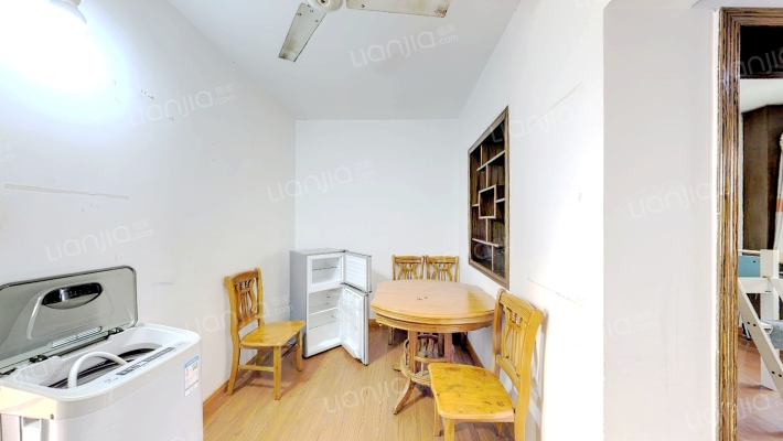 安医大一附院家属区二手房实景图