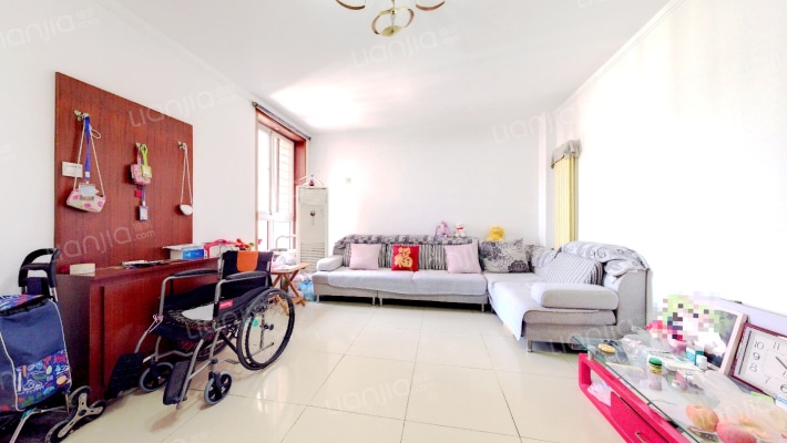 东方花园二手房实景图