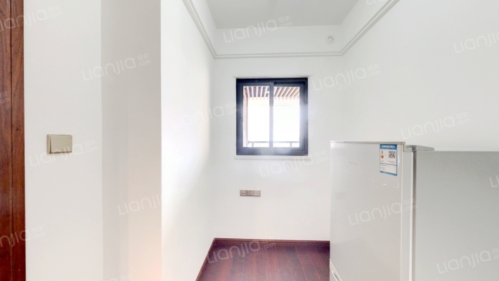 保利叁仟栋壹海里地块一二手房实景图