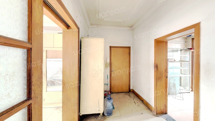 轴承设备厂宿舍二手房实景图