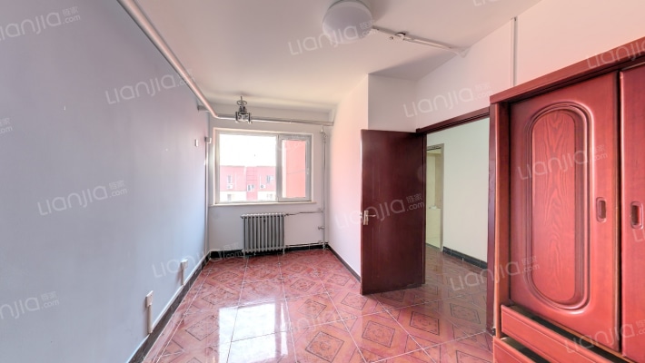 清逸园甲区二手房实景图