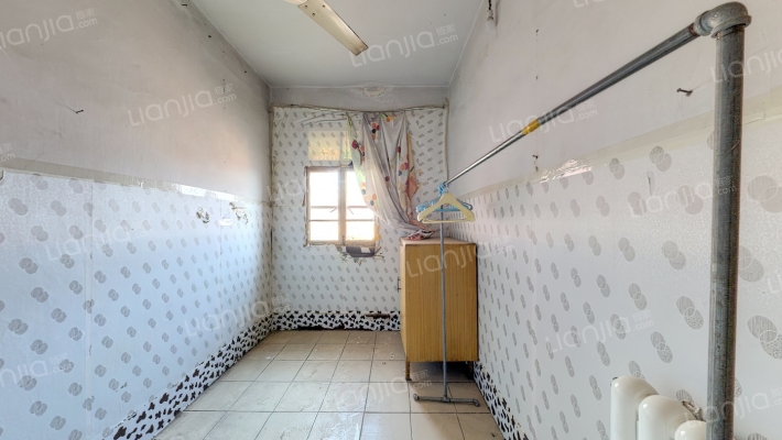 郑新里156号二手房实景图