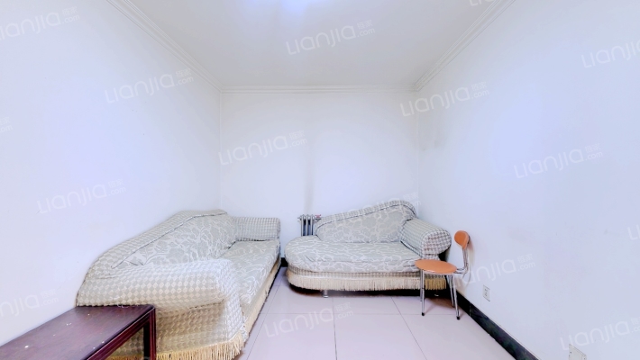 溪水花园八区二手房实景图