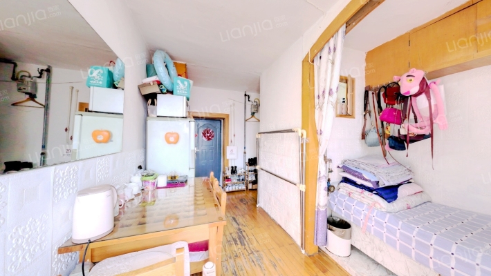 孔雀河小区二手房实景图