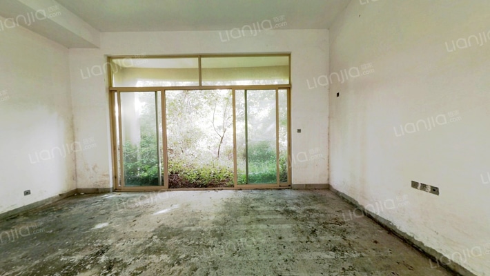 碧堤湾畔二手房实景图