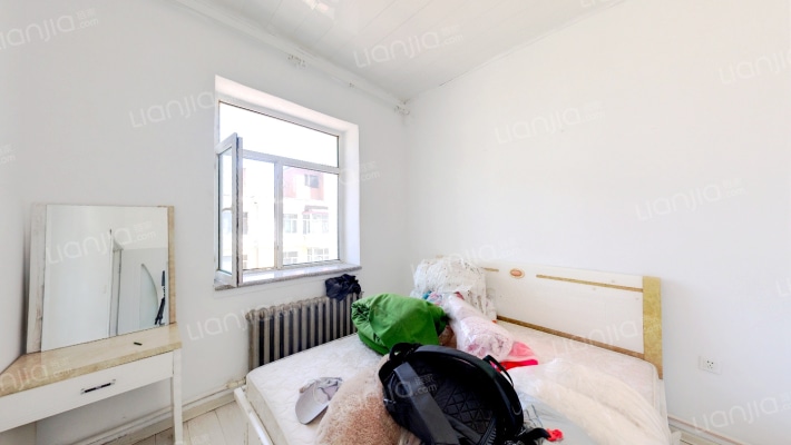 老拖配家属楼二手房实景图