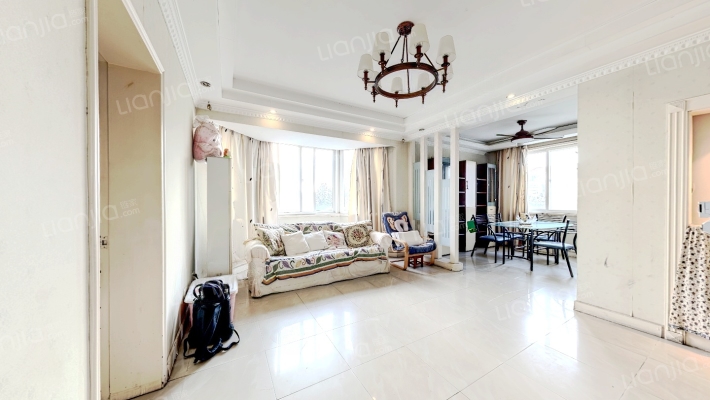 东方城晨曦园二手房实景图