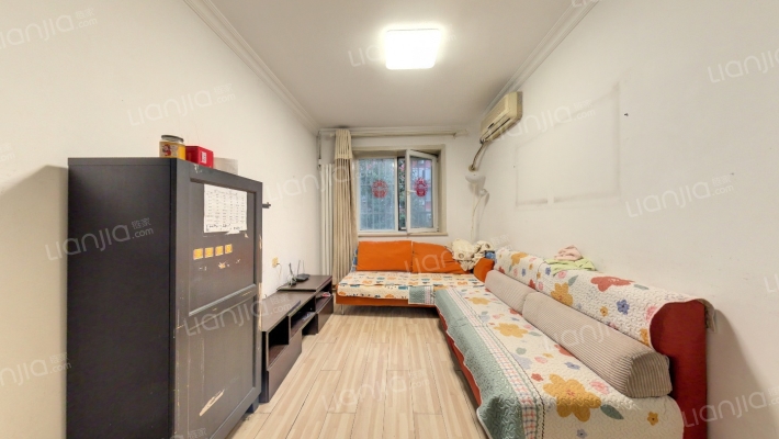 中建一局北院二手房实景图