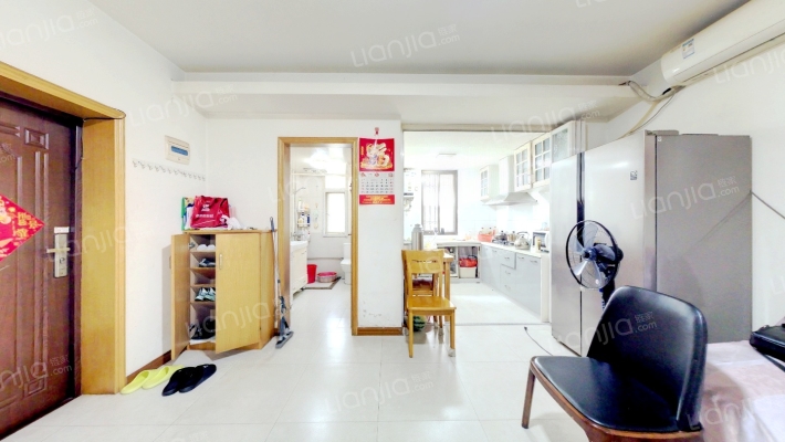 露园二手房实景图