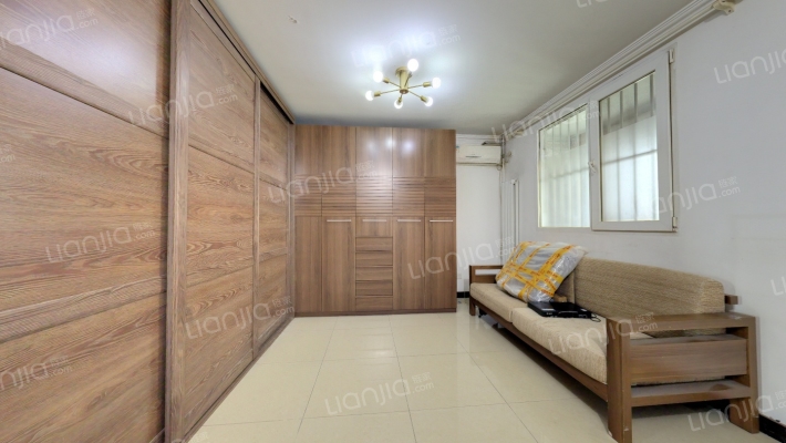 裕中西里二手房实景图