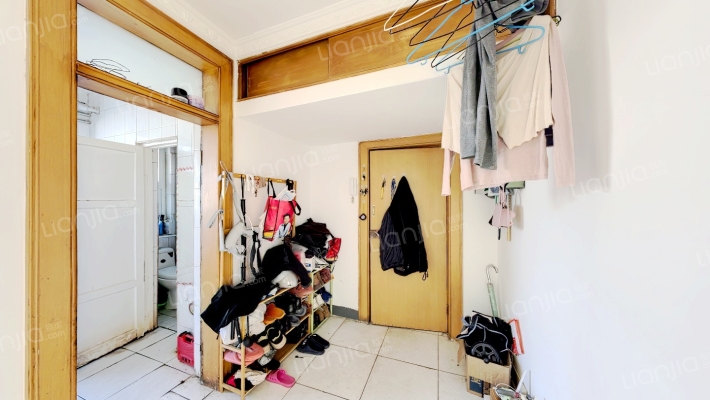 电影公司宿舍二手房实景图