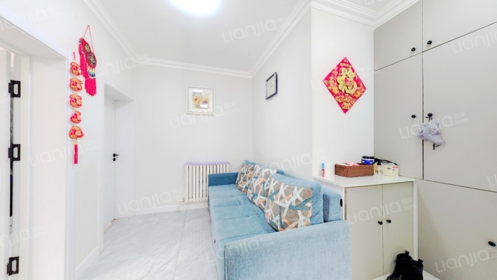 靠山中巷二手房实景图