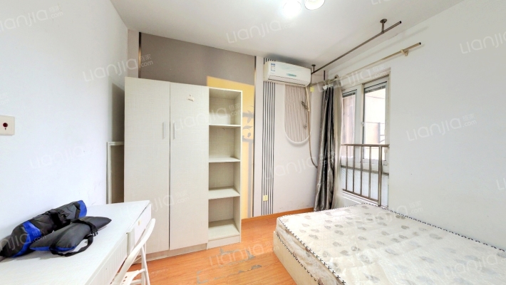 精金花园北区二手房实景图