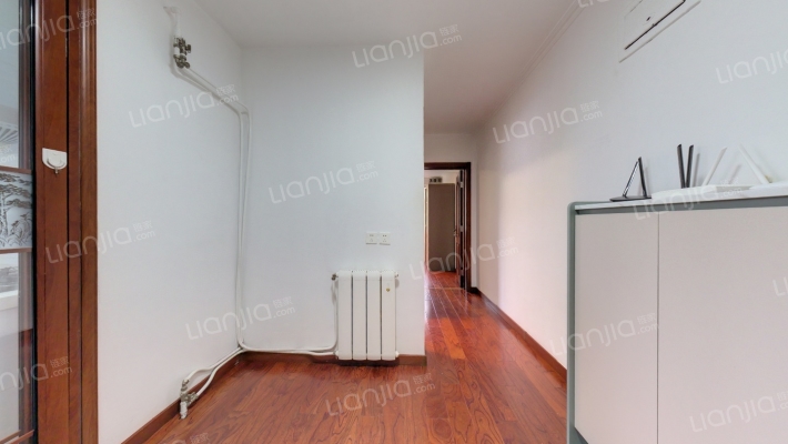 西草市东街甲34号院二手房实景图