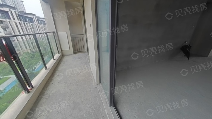 华地公元毛坯洋房 好楼层带车位 位置好-阳台