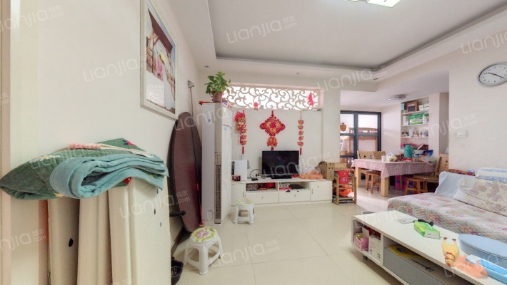 中鼎翡翠晶典二手房实景图