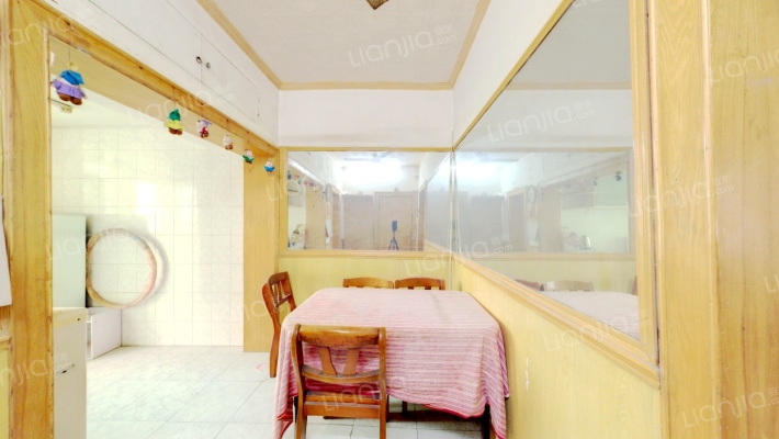 工商局宿舍二手房实景图