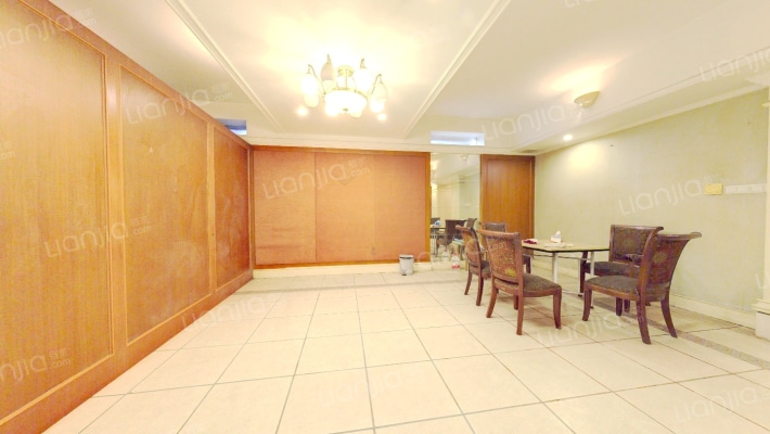 领秀别墅二手房实景图