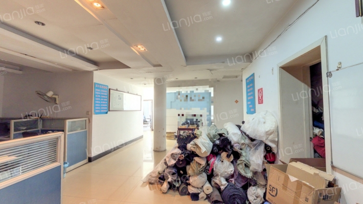 宝锡大厦二手房实景图