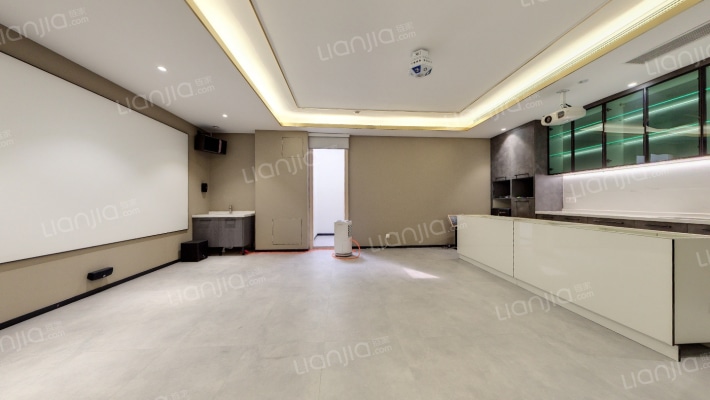 龙湖滟澜山二手房实景图