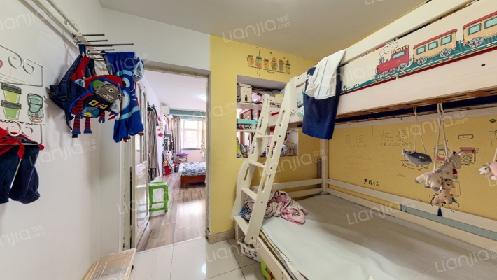 滋阳路二手房实景图