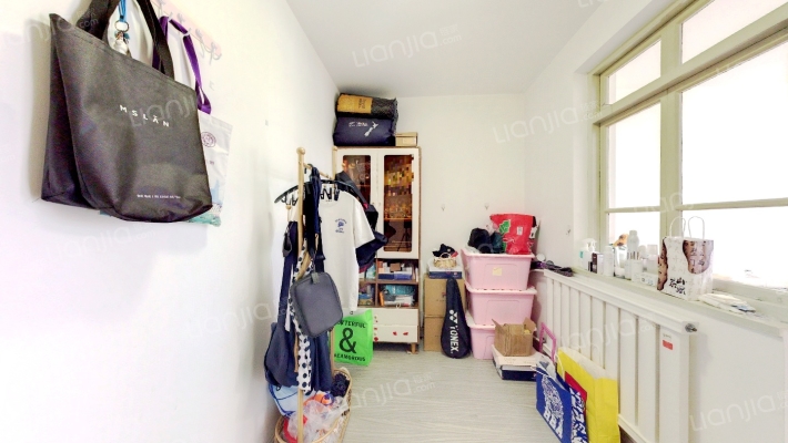 荣兴温泉公寓二手房实景图