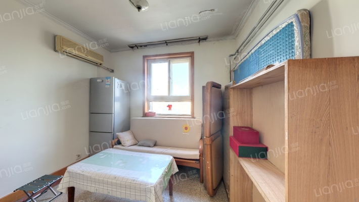 龙泉路二手房实景图