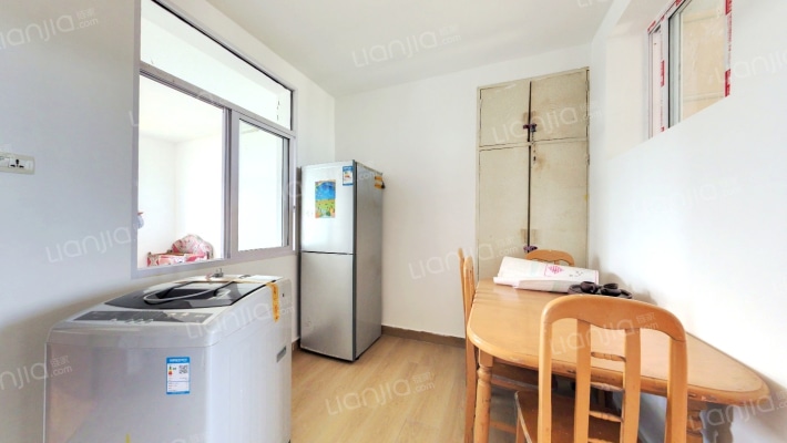 石化二生活区二手房实景图