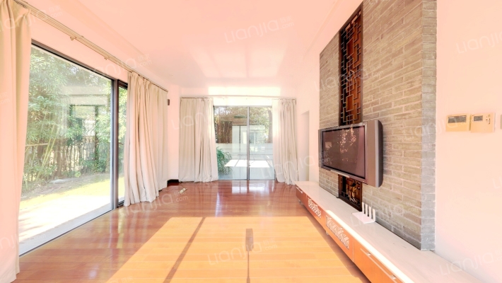 湖畔佳苑(别墅)二手房实景图