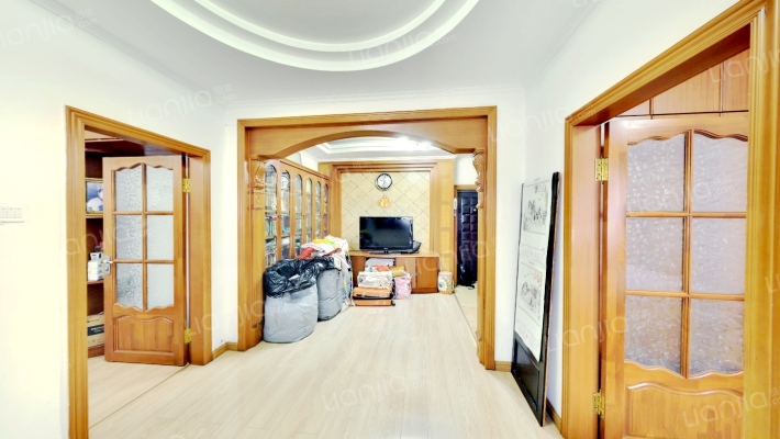 康健小区二手房实景图