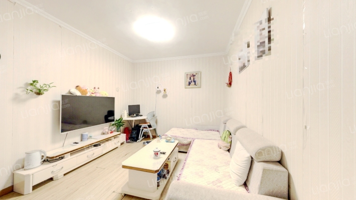 新荷园南区二手房实景图