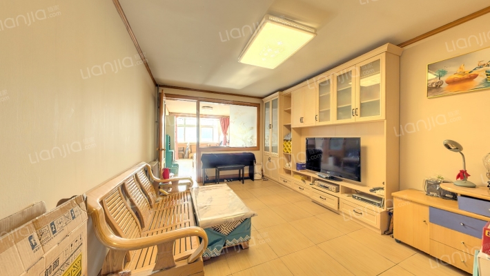 军官小区二手房实景图