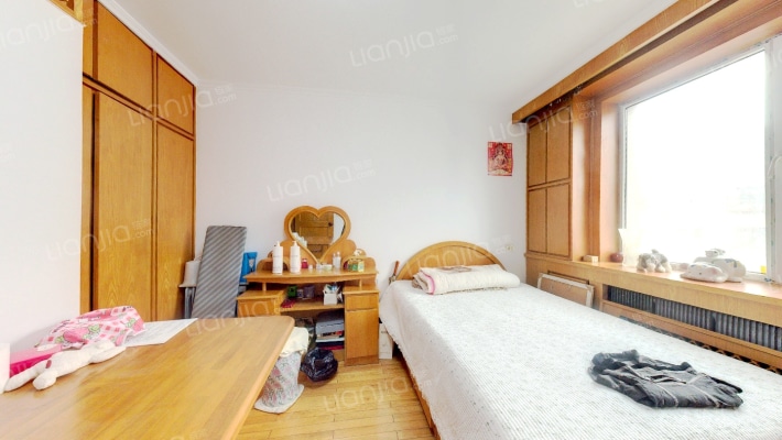 新日街二手房实景图