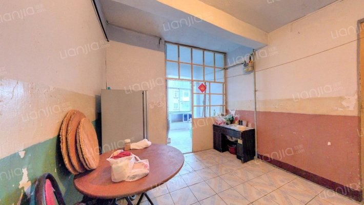 长德街二手房实景图