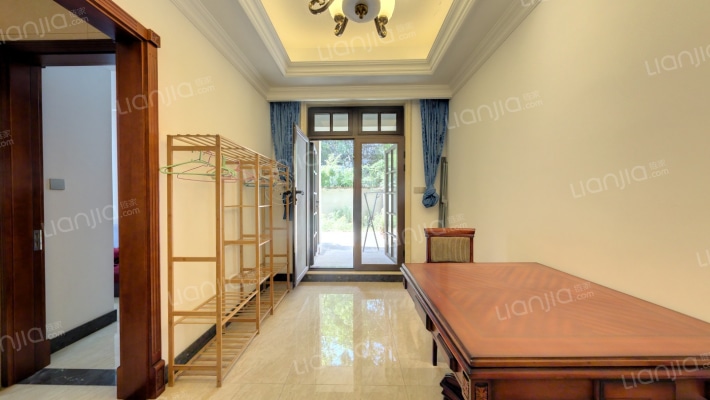 帝景天誉别墅二手房实景图