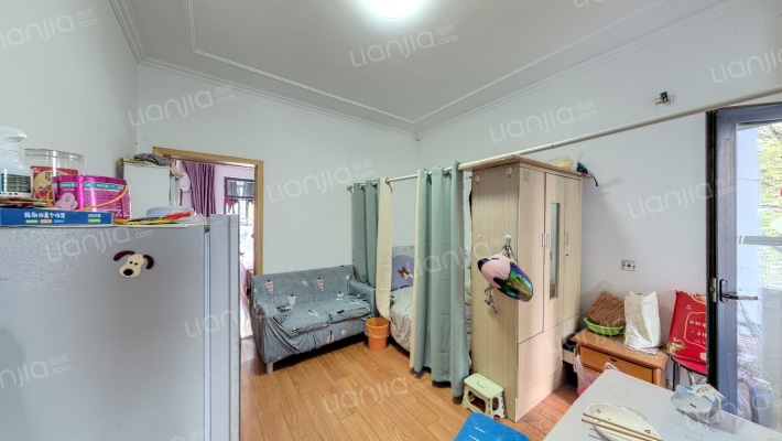 梅林苑二手房实景图