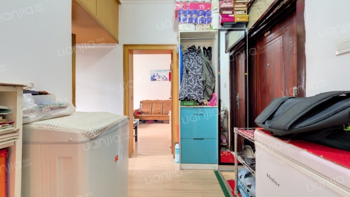 新源西里东街二手房实景图