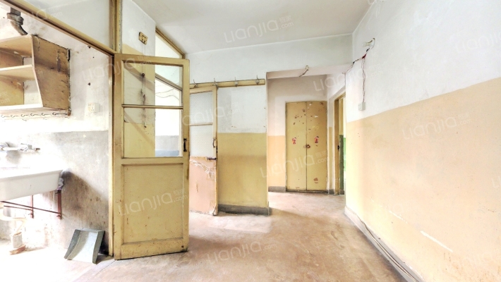 原新西路二手房实景图