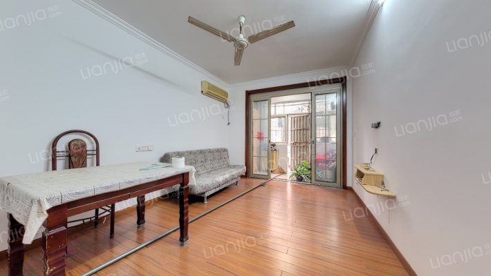 宁港一村二手房实景图