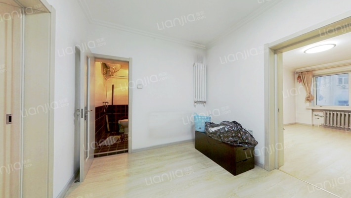 红平小区二手房实景图