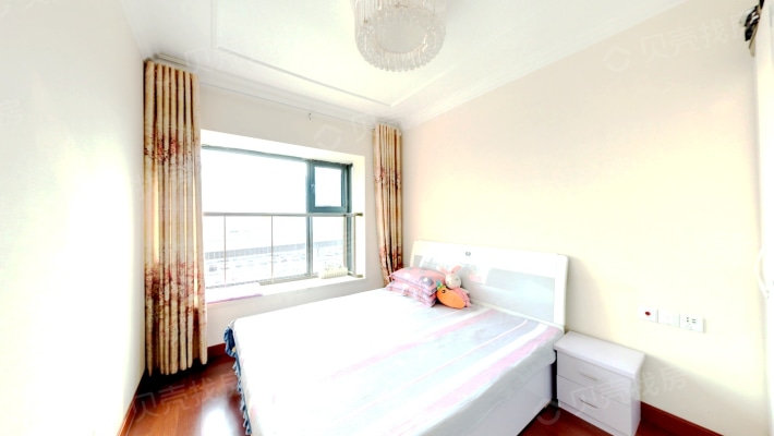 恒大精装房,山水园林小区,精品小户型,业主着急出售-卧室b