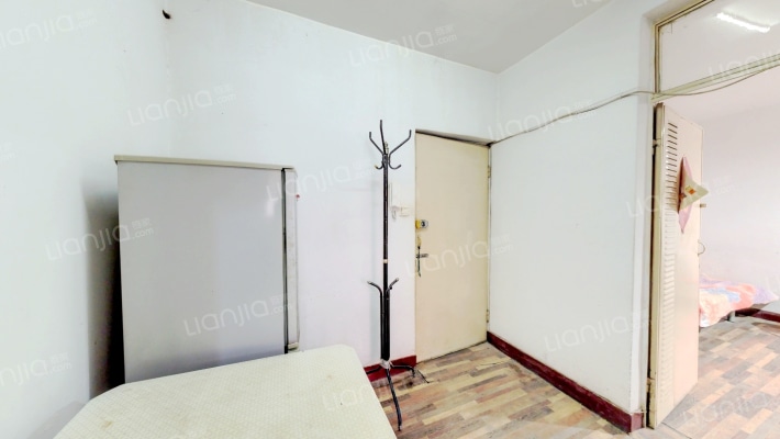 建筑设计院宿舍二手房实景图