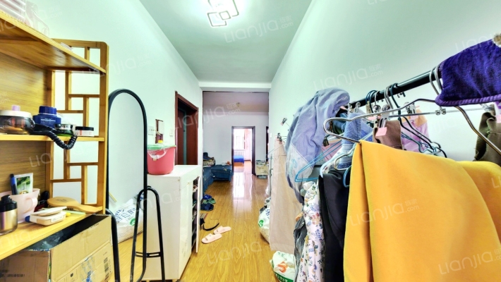 锦江花园二手房实景图