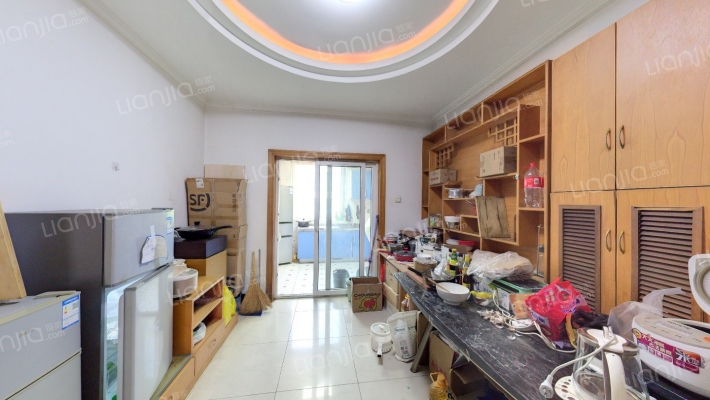 新华联集团住宅楼二手房实景图