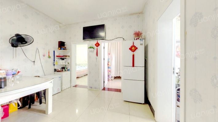 卫塘站宿舍楼二手房实景图