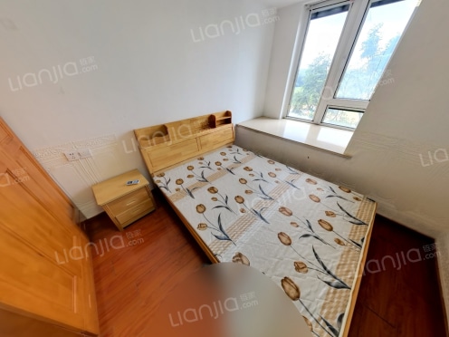 整租·正荣悦岚山 4室2厅 南